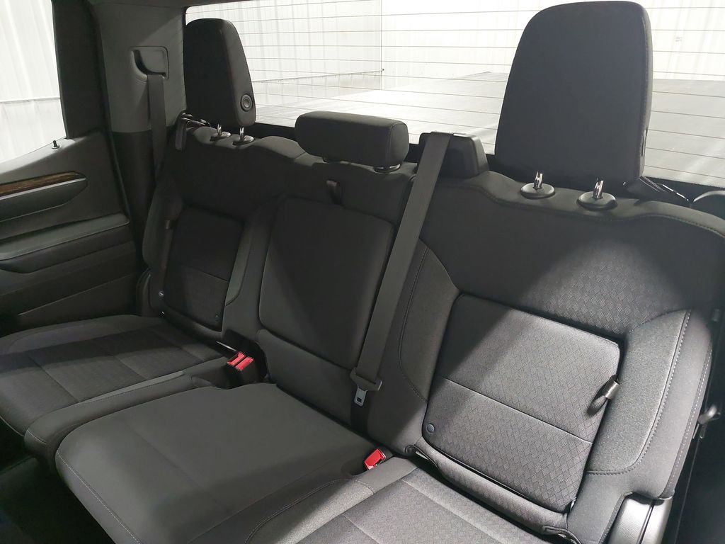 2022 GMC SIERRA - Image 13