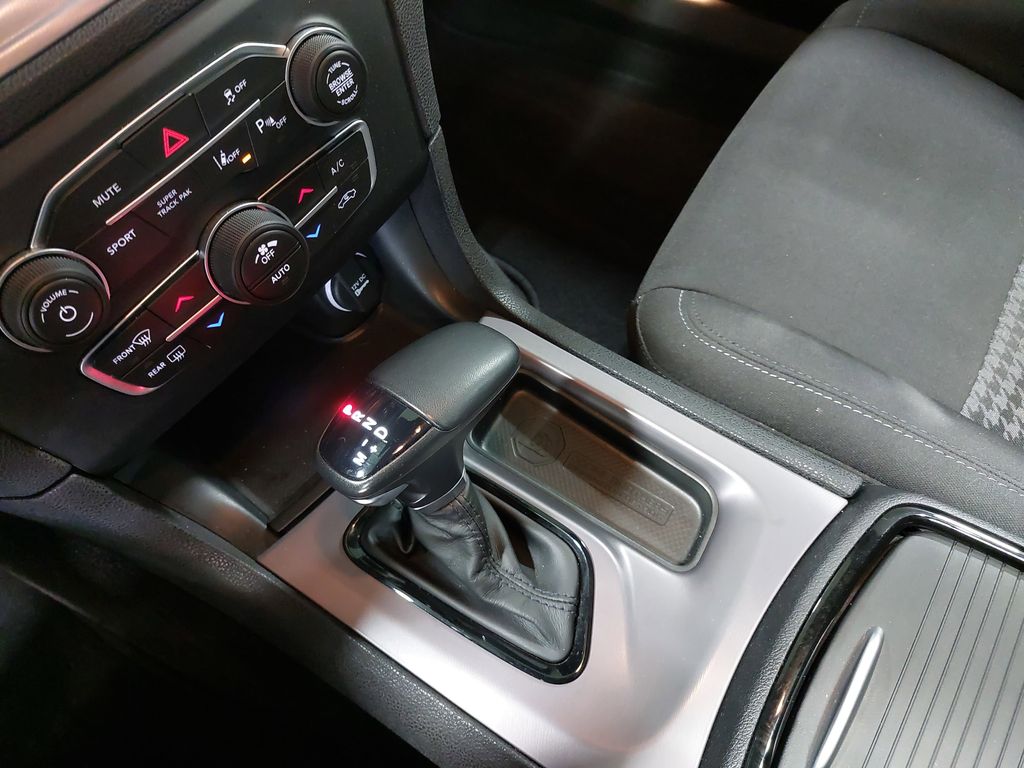 2023 DODGE CHARGER - Image 24