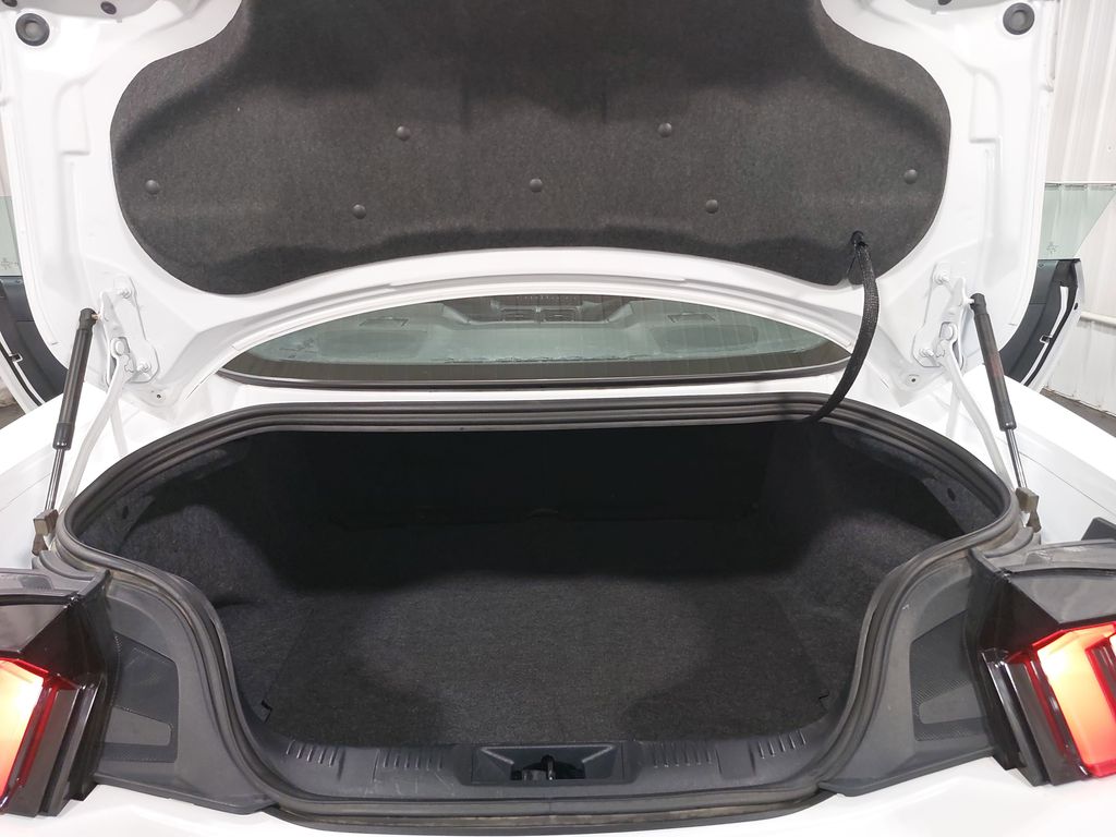 2024 FORD MUSTANG - Image 12