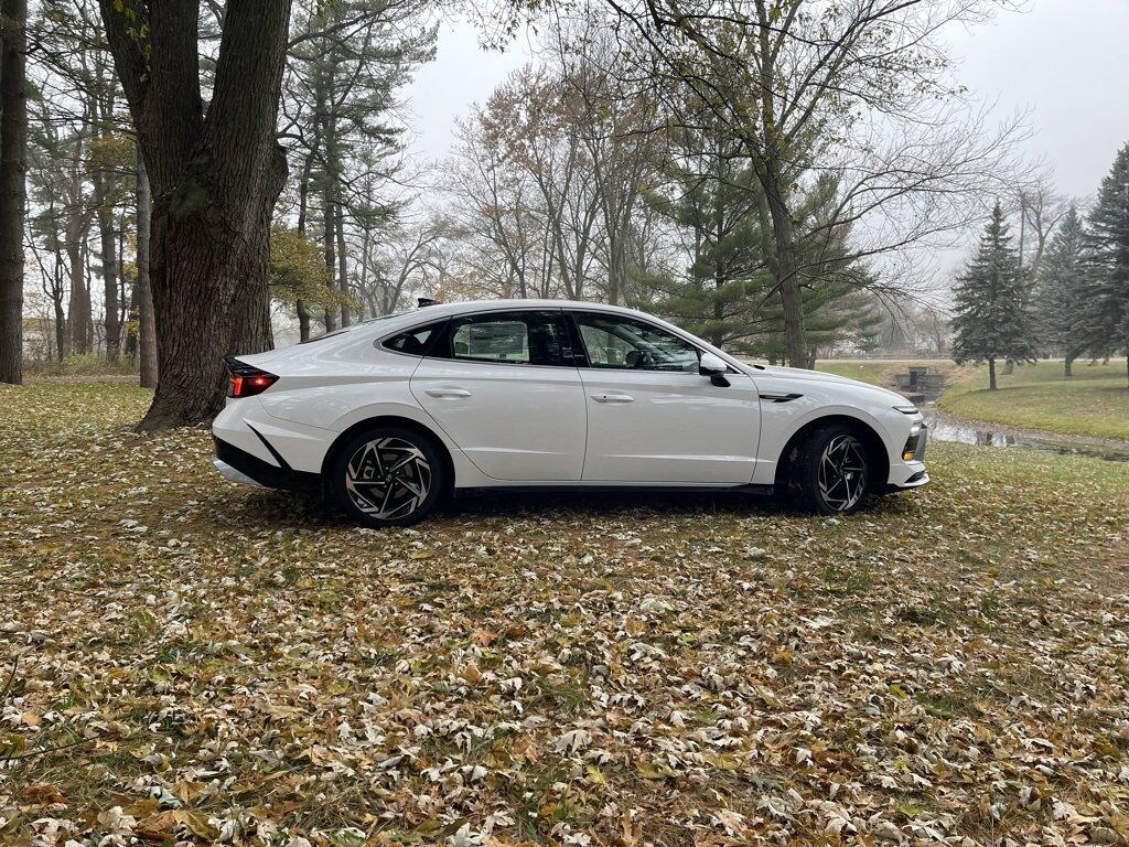 New 2026 Hyundai Sonata SEL Sport Sedan