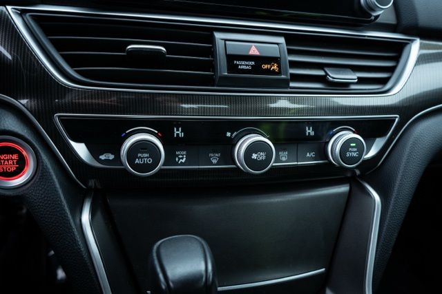 2019 HONDA ACCORD - Image 23