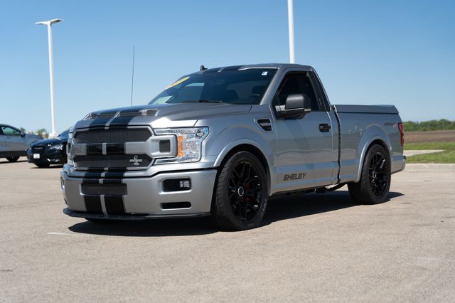 2020 Ford F-150 XLT photo 2