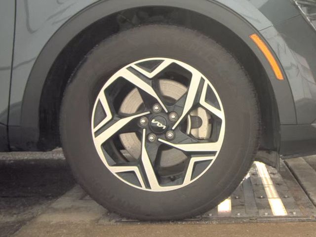 2024 KIA SPORTAGE - Image 9