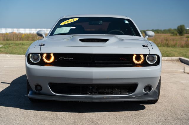 2021 Dodge Challenger R/T Scat Pack photo 2