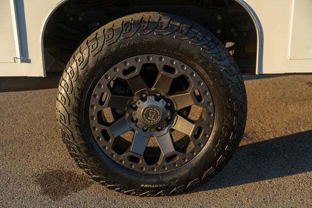 2023 FORD F-250 - Image 13