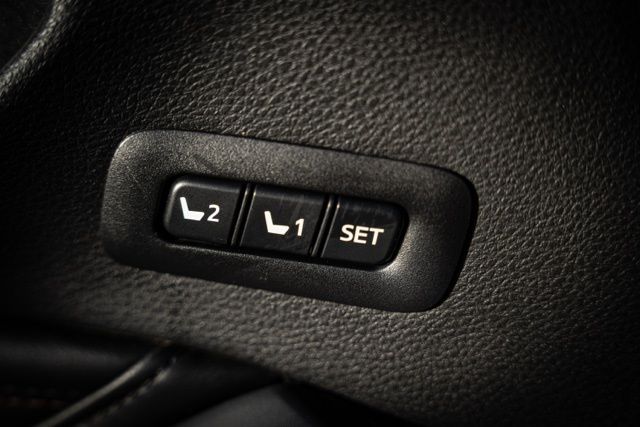 2021 TOYOTA AVALON - Image 17