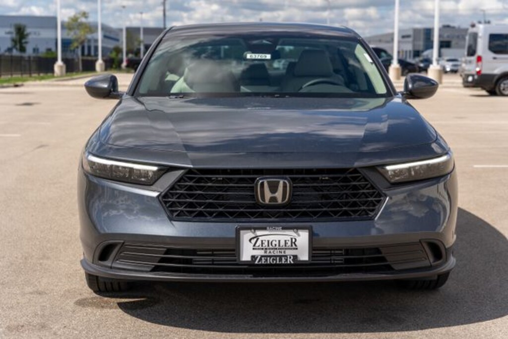 New 2025 Honda Accord LX Sedan