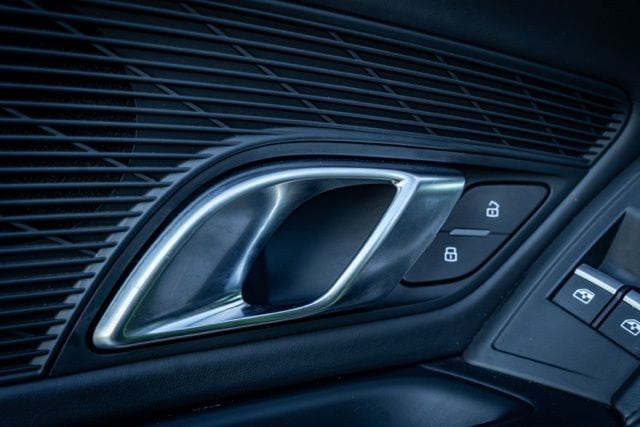 2018 AUDI R8 - Image 16