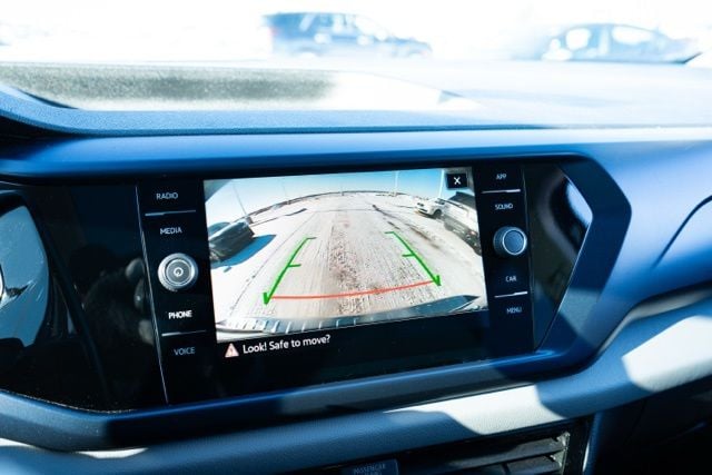 2022 VOLKSWAGEN TAOS - Image 23