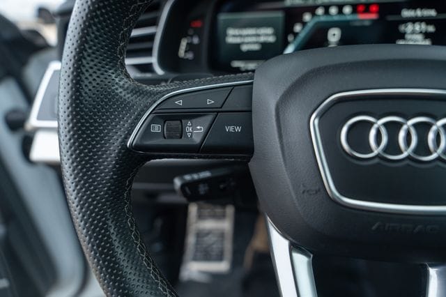 2021 AUDI SQ8 - Image 29