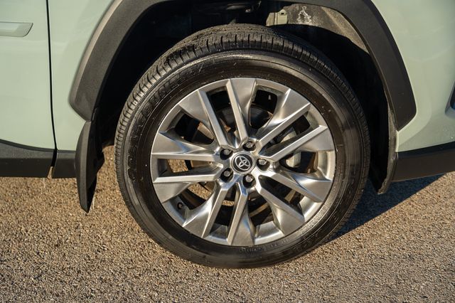 2023 TOYOTA RAV4 - Image 12