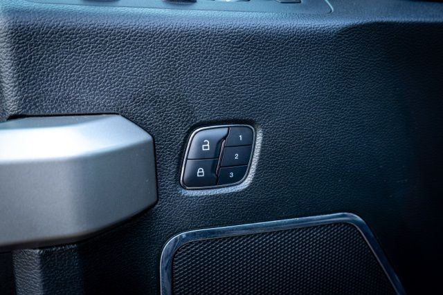 2016 FORD F-150 - Image 20