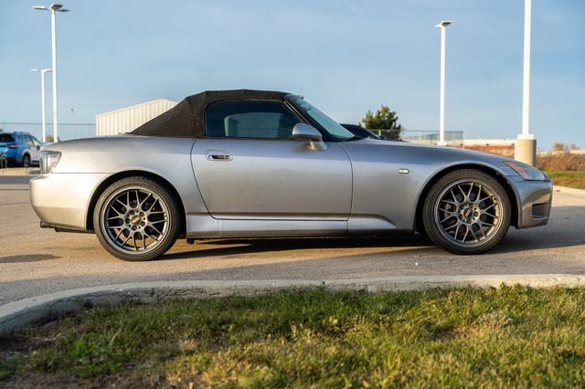 2000 HONDA S2000 - Image 9