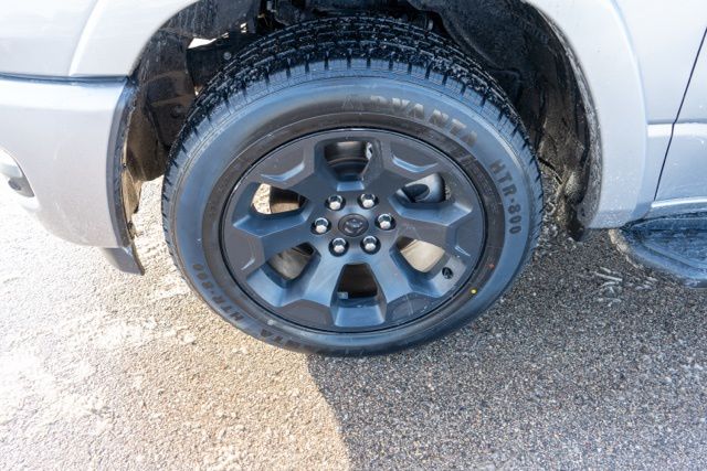 2025 RAM 1500 - Image 11