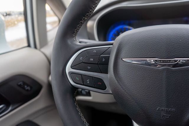 2022 CHRYSLER PACIFICA - Image 14