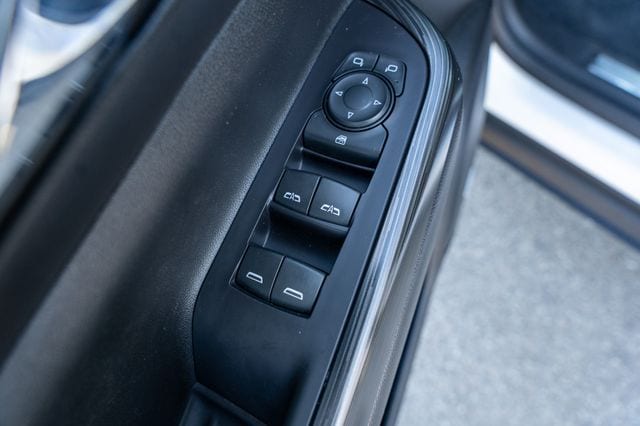 2020 GMC ACADIA - Image 27