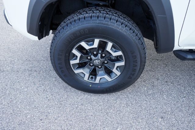 2022 TOYOTA TACOMA - Image 9