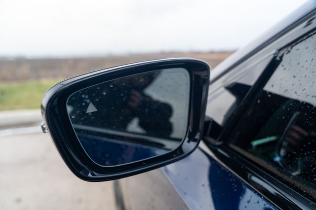 2023 BMW 340I - Image 18