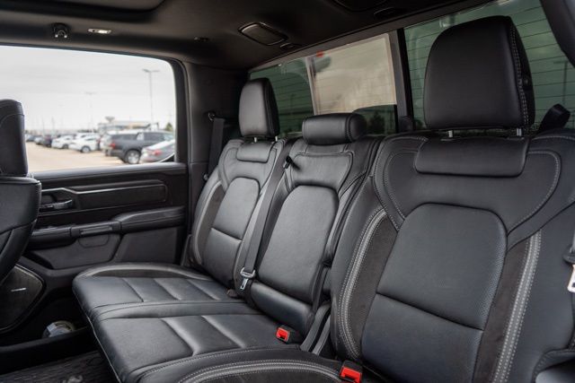 2023 RAM 1500 - Image 17