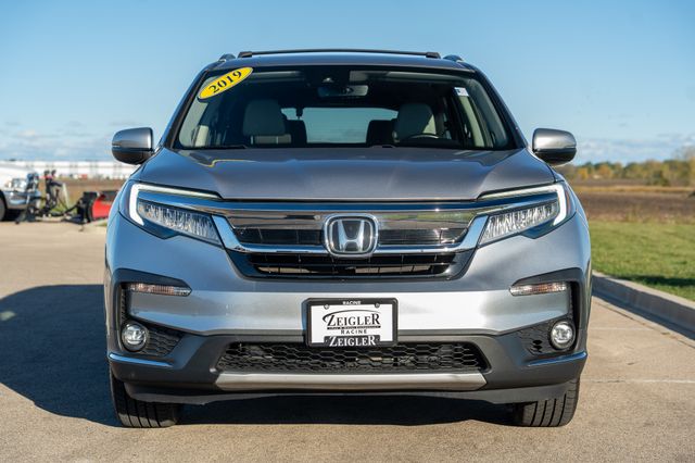 2019 Honda Pilot Touring photo 2