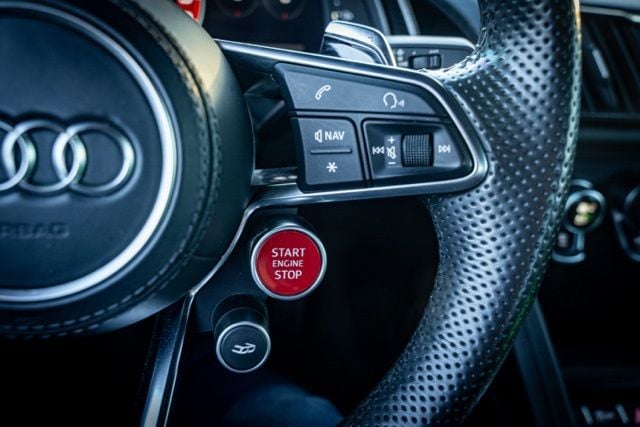 2018 AUDI R8 - Image 21