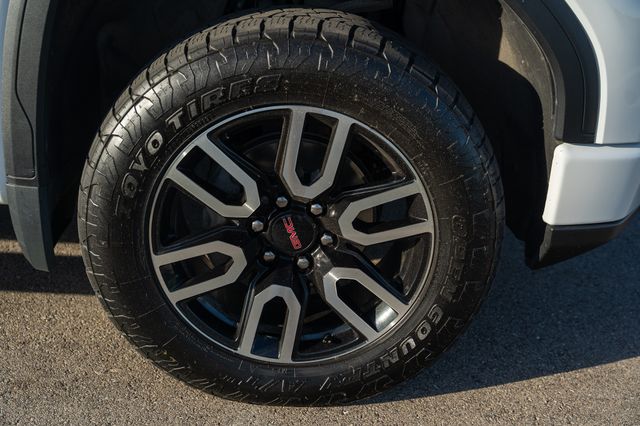 2023 GMC SIERRA - Image 12