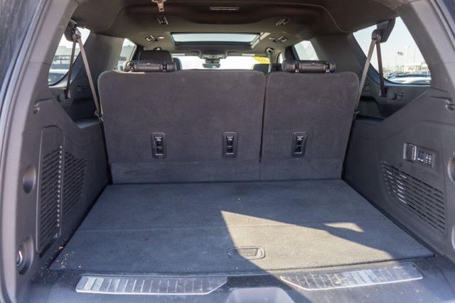 2025 CHEVROLET SUBURBAN - Image 10