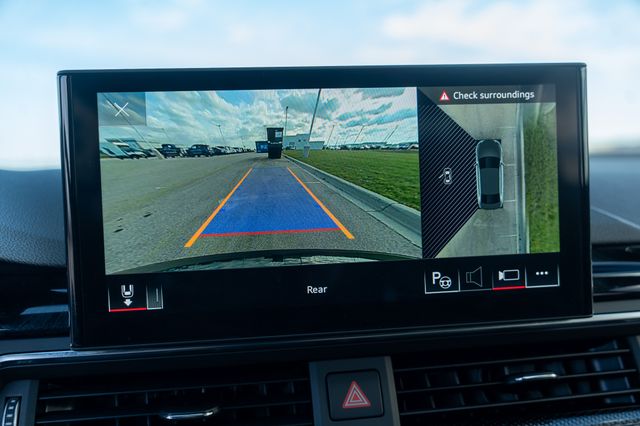 2023 AUDI S4 - Image 32