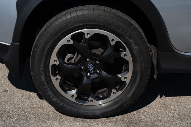 2022 SUBARU CROSSTREK - Image 12