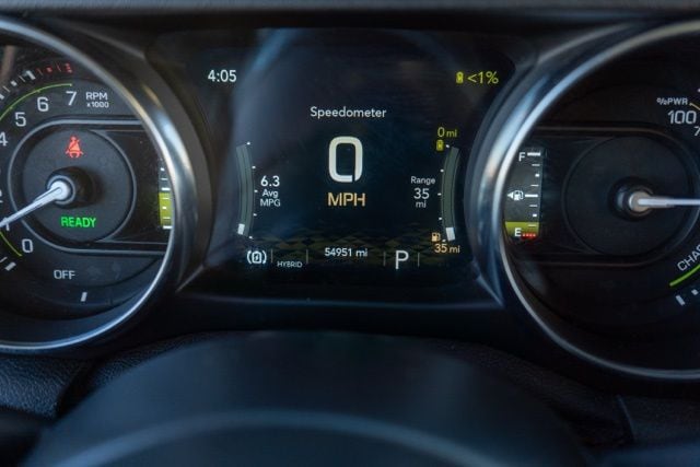 2021 JEEP WRANGLER - Image 21