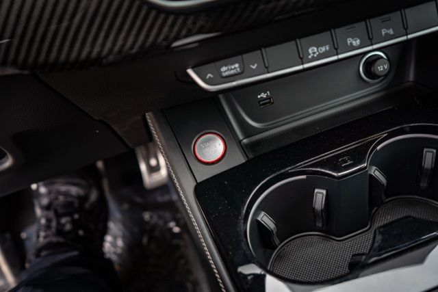 2022 AUDI RS 5 - Image 25