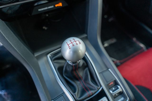 2019 HONDA CIVIC TYPE R - Image 29