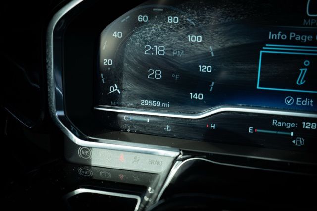 2023 CHEVROLET SILVERADO - Image 27