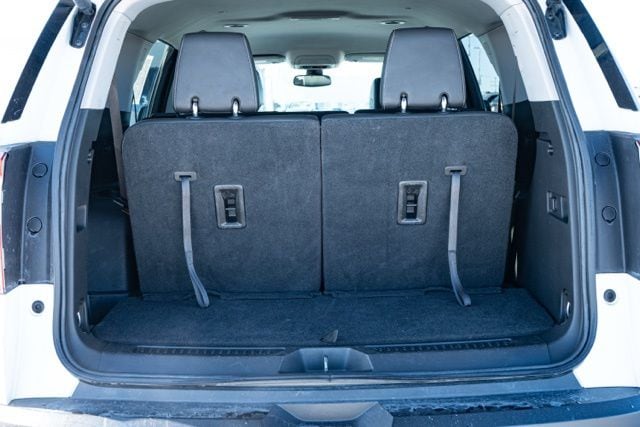 2023 GMC ACADIA - Image 18