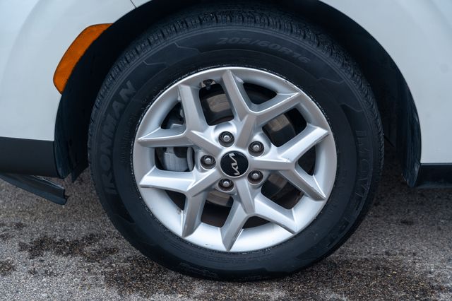 2022 KIA SOUL - Image 9