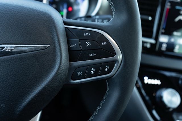 2024 CHRYSLER PACIFICA - Image 22