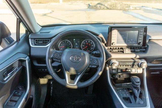 2022 TOYOTA RAV4 - Image 13