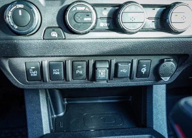 2022 TOYOTA TACOMA - Image 29