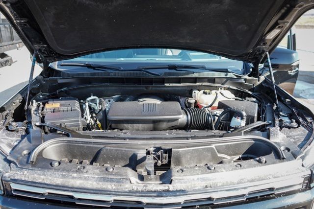 2025 CHEVROLET SUBURBAN - Image 35