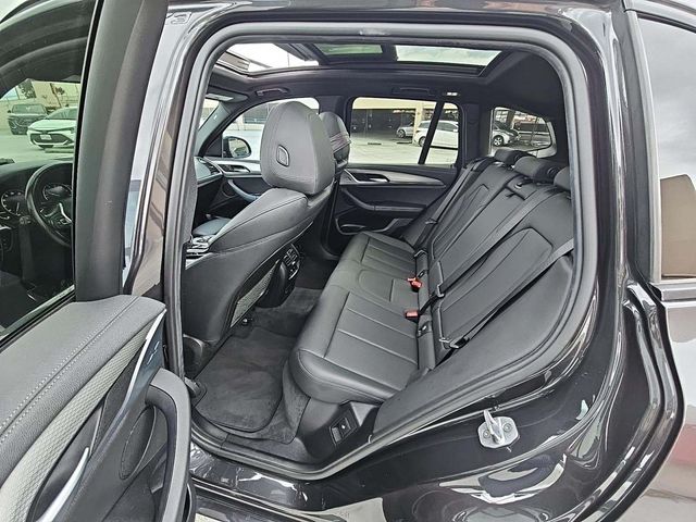 2018 BMW X3 - Image 9