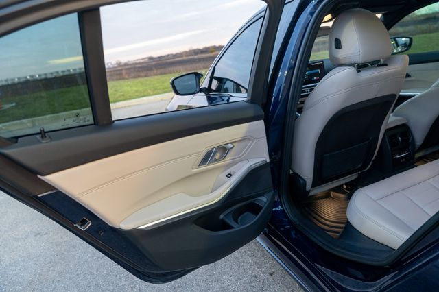 2023 BMW M340I - Image 18