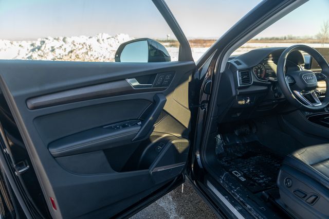 2021 AUDI Q5 - Image 21