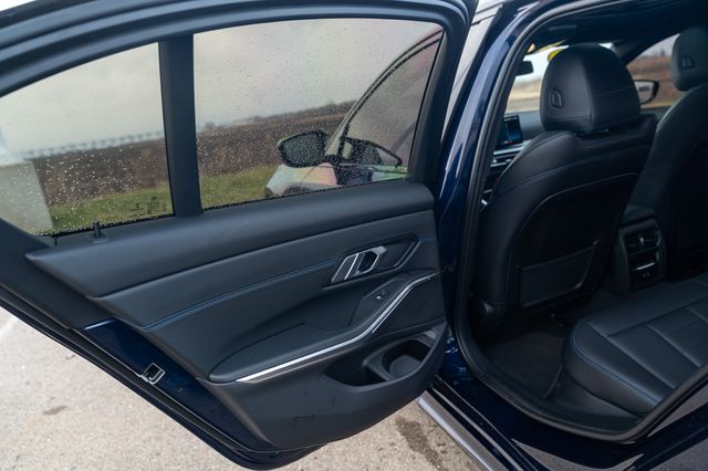 2023 BMW 340I - Image 17