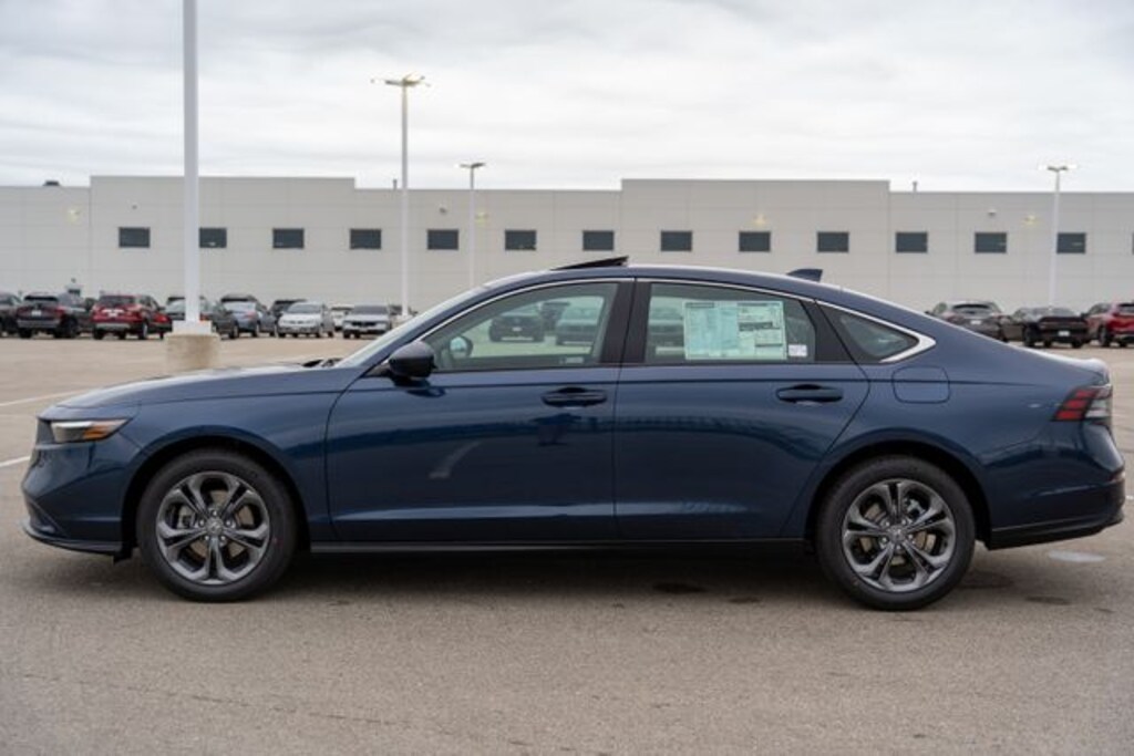 Used 2024 Honda Accord EX Sedan