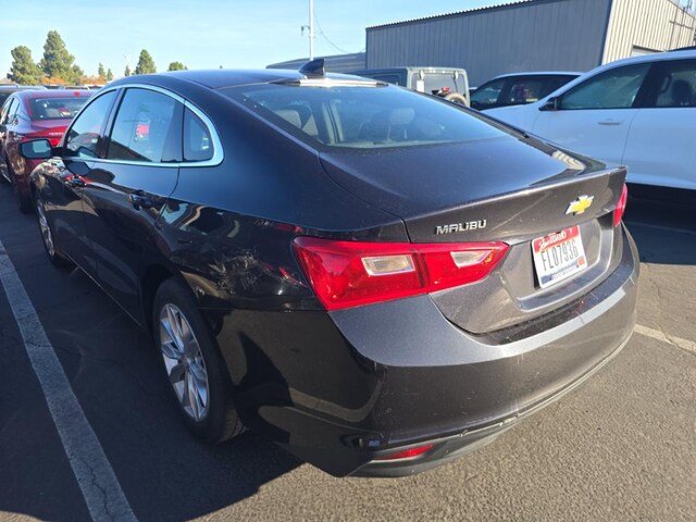 2023 Chevrolet Malibu 1LT photo 4