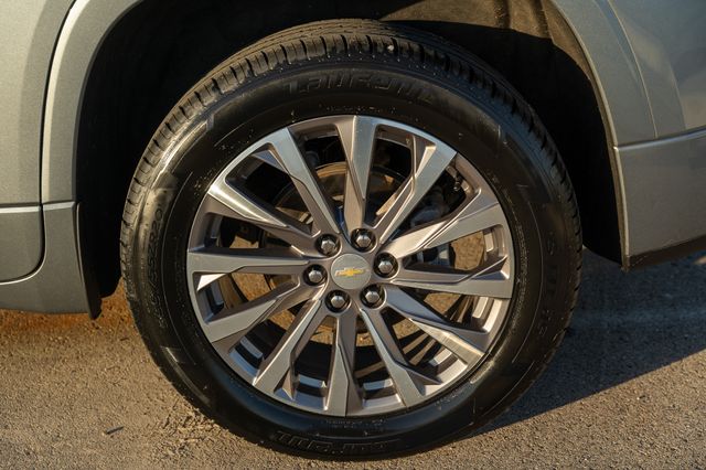 2023 CHEVROLET TRAVERSE - Image 9