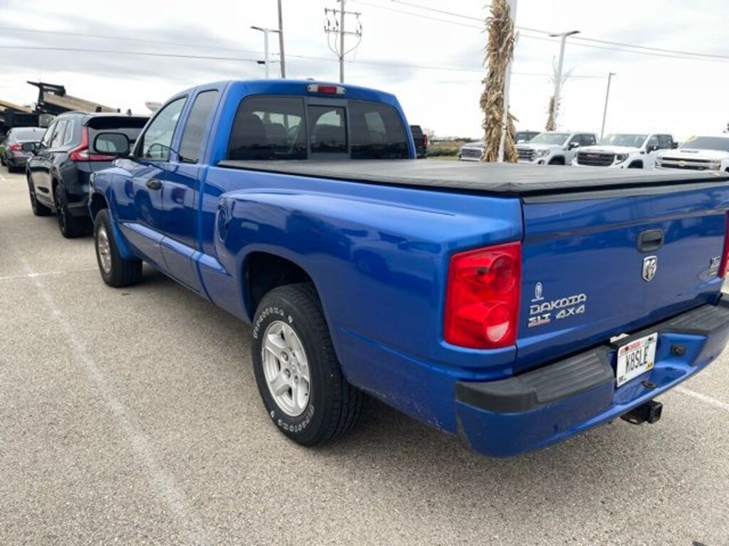 Used 2007 Dodge Dakota SLT Truck Club Cab