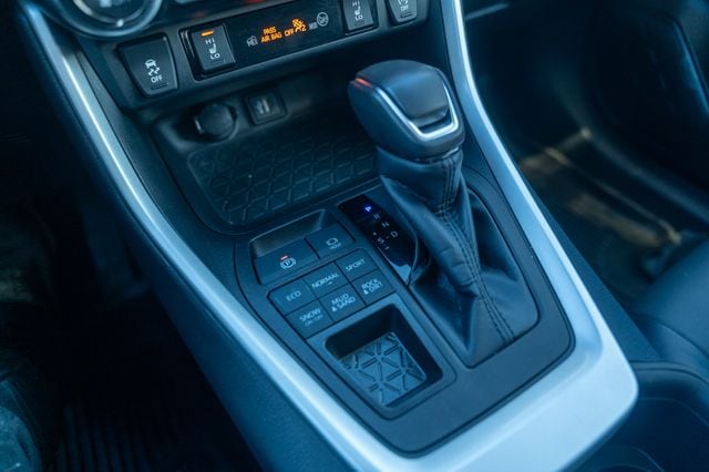 2023 TOYOTA RAV4 - Image 35