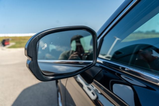 2023 HONDA CR-V - Image 22