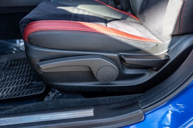 2020 SUBARU WRX - Image 19